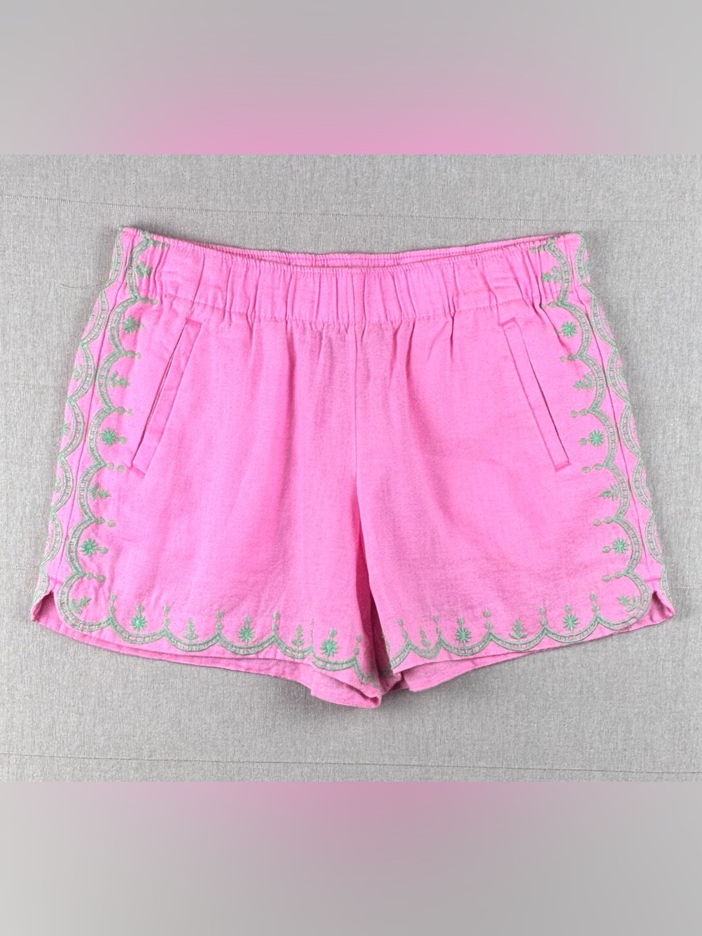 Lilly Pulitzer Pink Linen Scalloped Embroidered Shorts Green Trim Small